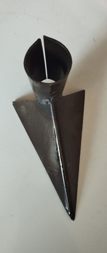 علف زن مثلثی